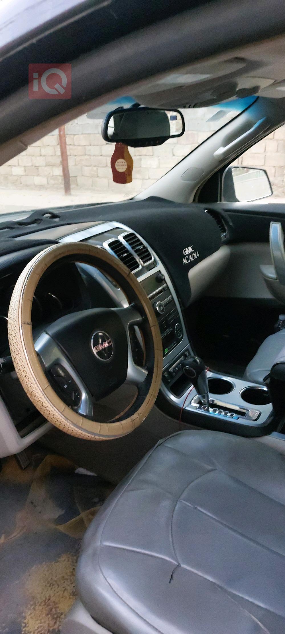 GMC Acadia